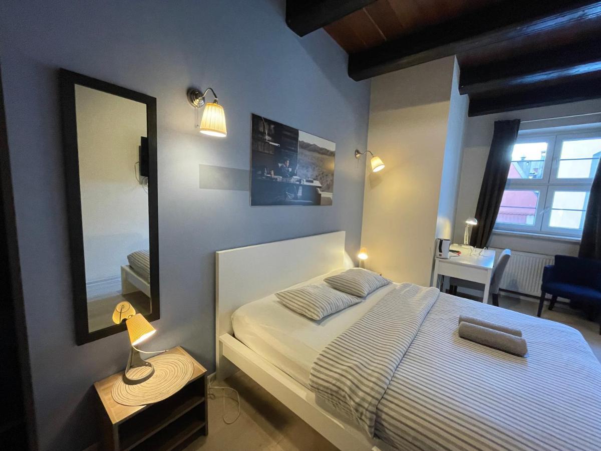Lullaby Private Rooms 포즈난 외부 사진