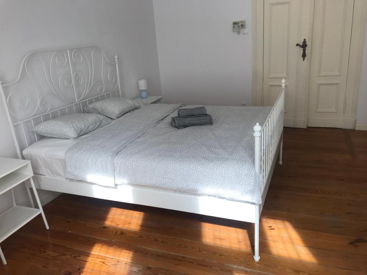 Lullaby Private Rooms 포즈난 외부 사진